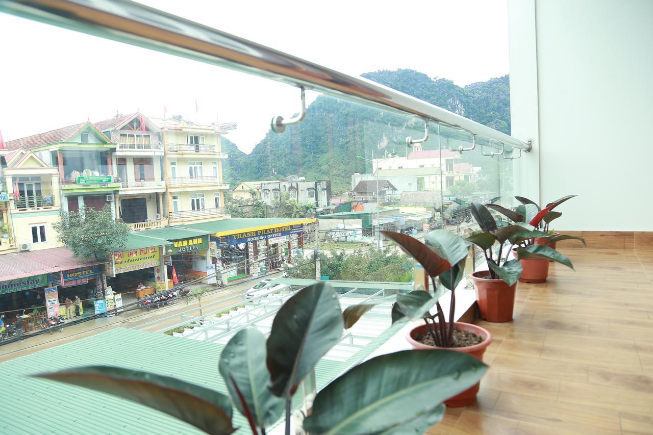 Gold Plus Hotel 퐁냐 외부 사진
