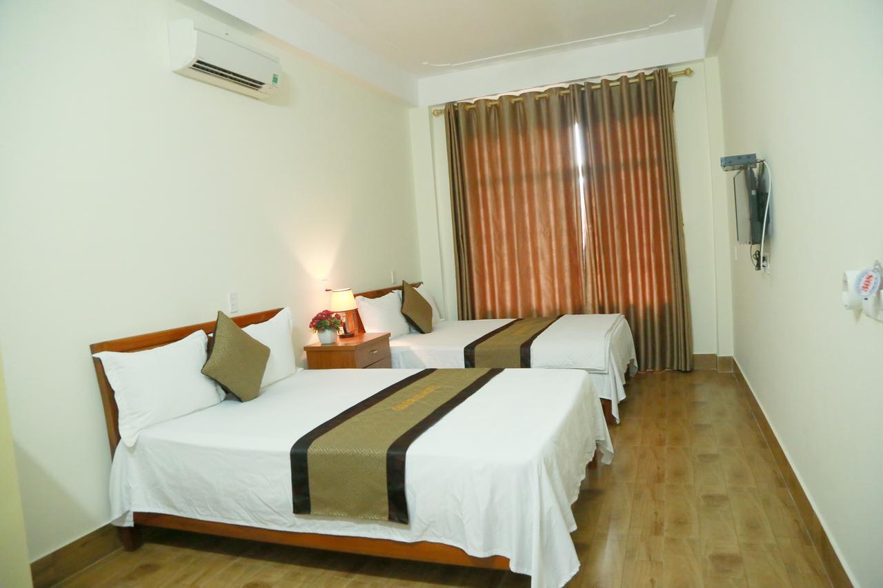 Gold Plus Hotel 퐁냐 외부 사진